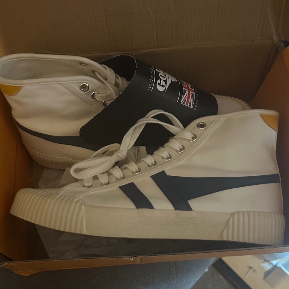 Gola Women’s High Top Sneakers New In Box